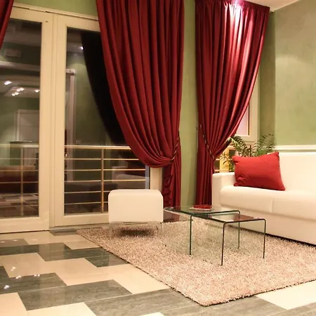 Central Rooms Bed & Breakfast *