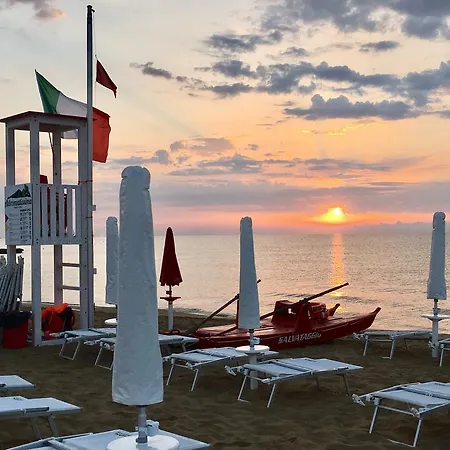 Central Rooms Bed & Breakfast Lido di Noto